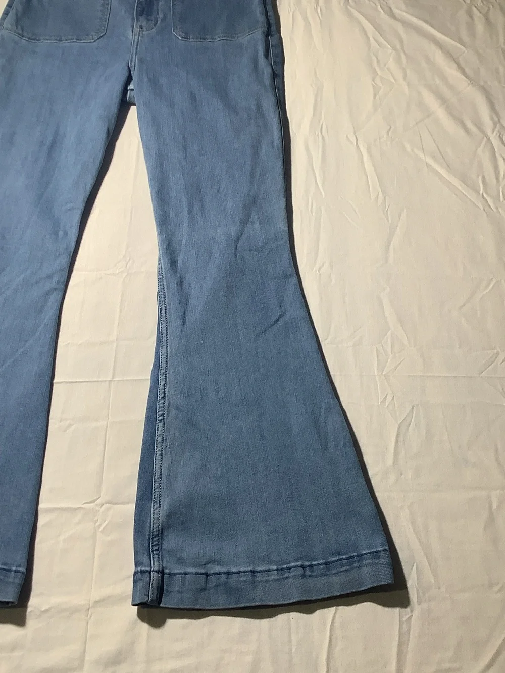 Hollister Light Wash Curvy High-Rise Vintage Flare Jeans 28W-31L